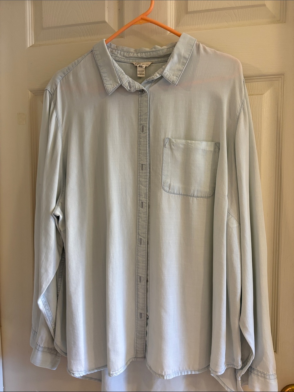 Light Blue WoMen's Button-Up Shirt